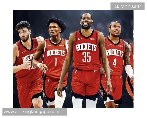 沃尔夫半场表现惊艳9投6中三分球4记独得11分助力球队奋勇争先